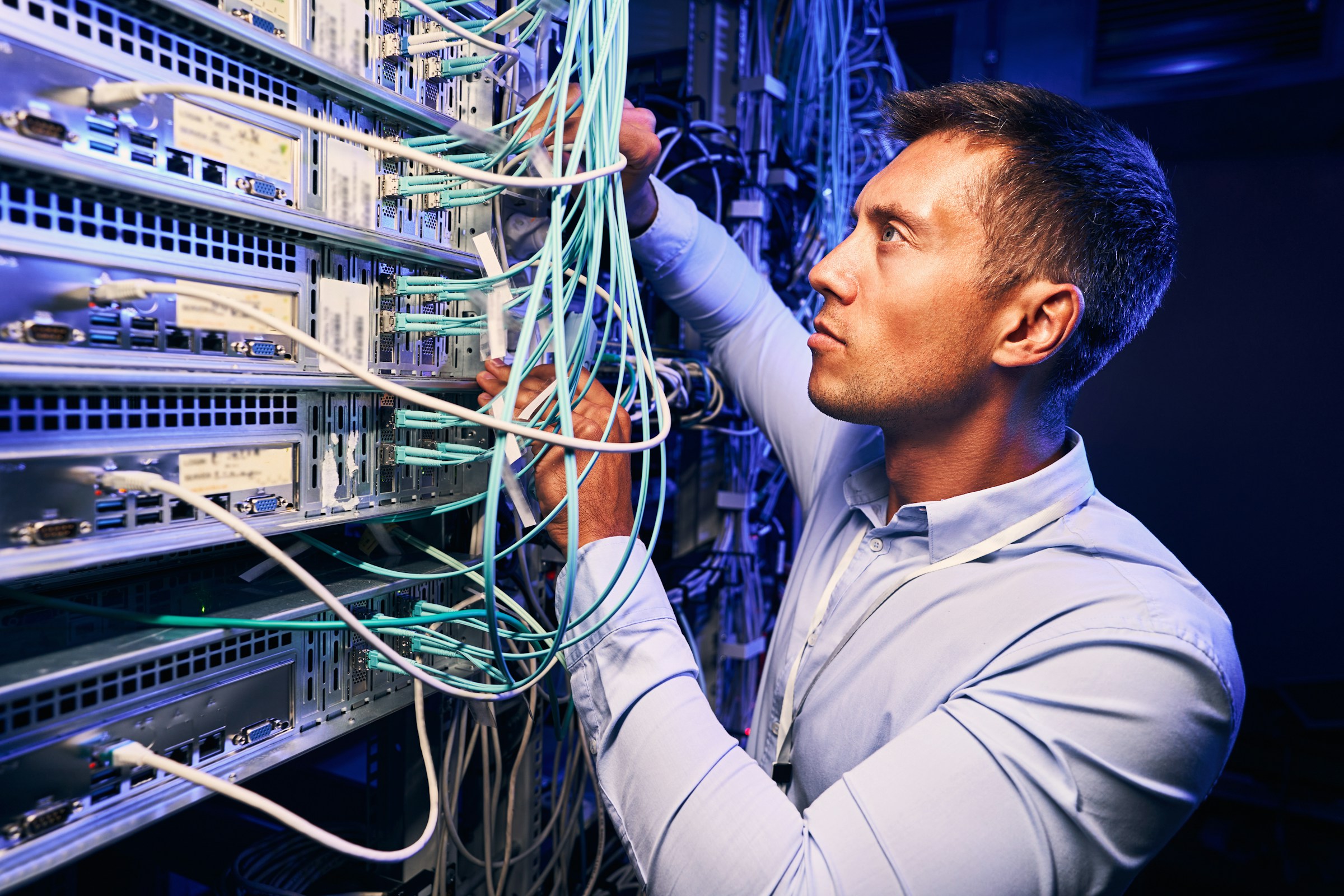 10 Benefits of Hiring Graduates For Your IT Networking Jobs