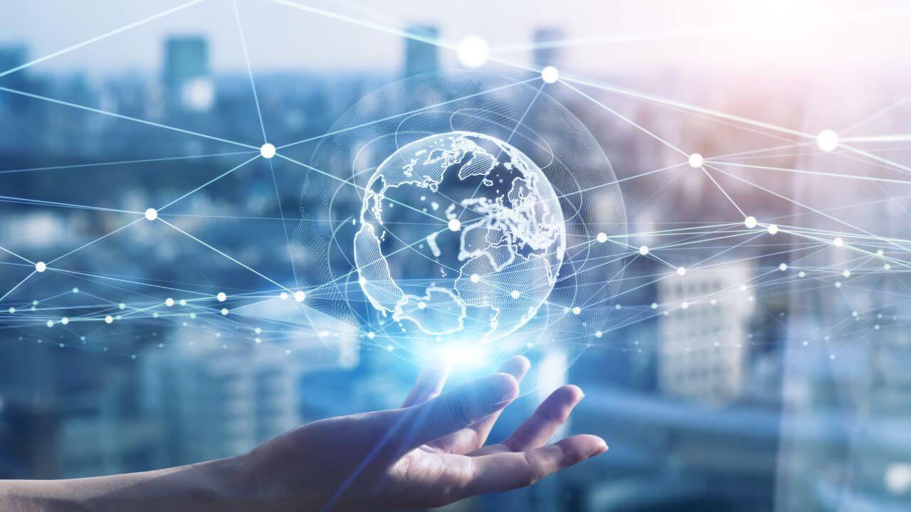 Why Choosing the Right Employer of Record (EOR) is Crucial for Successful Global Expansion